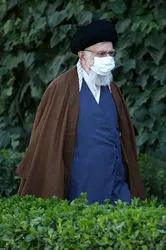 رهبر معظم انقلاب به مناسبت روز دختکاری نهال کاشتند/گزارش تصویری