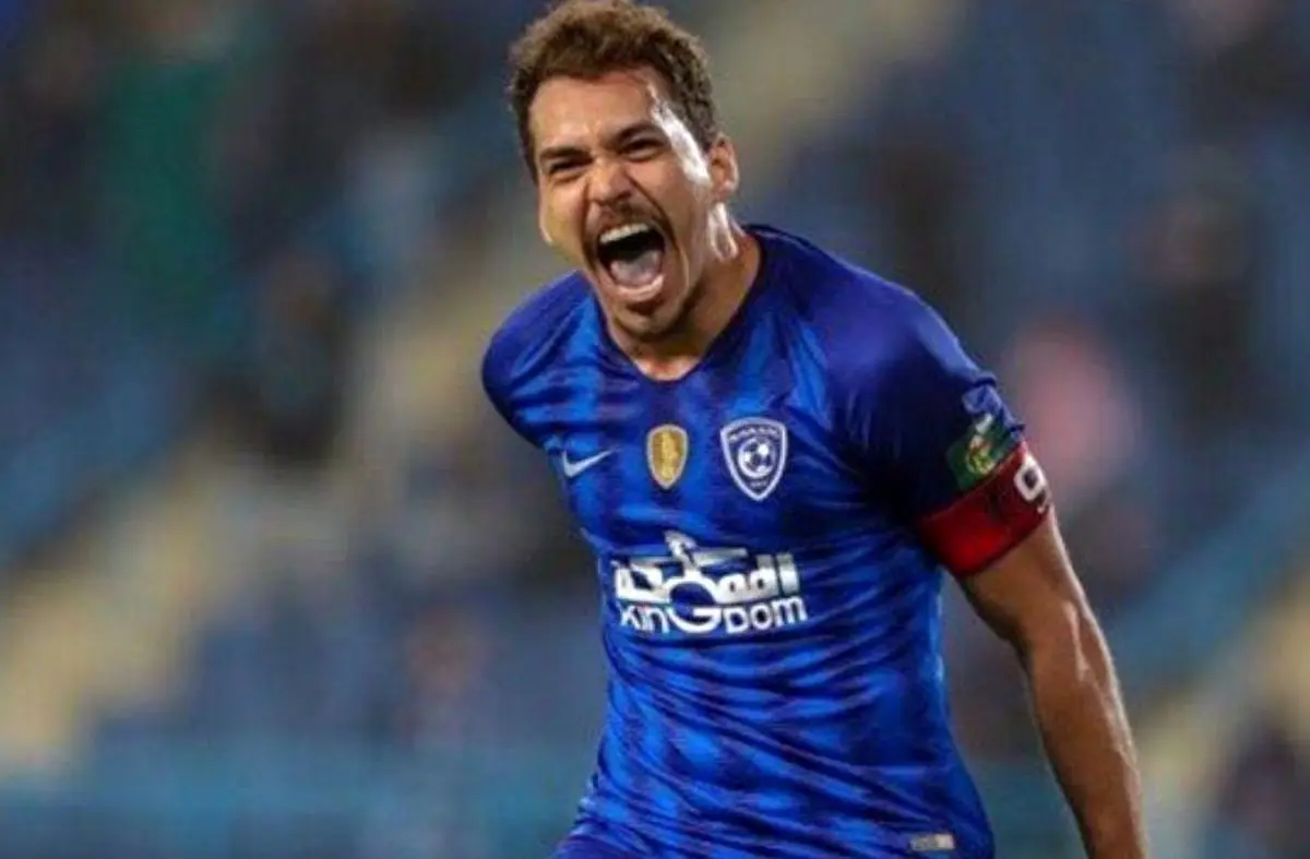 ستاره الهلال به بازی با استقلال میرسد