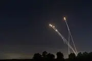اسرائیلی‌ها پای تلویزیون منتظر موشک‌های ایران نشسته‌اند