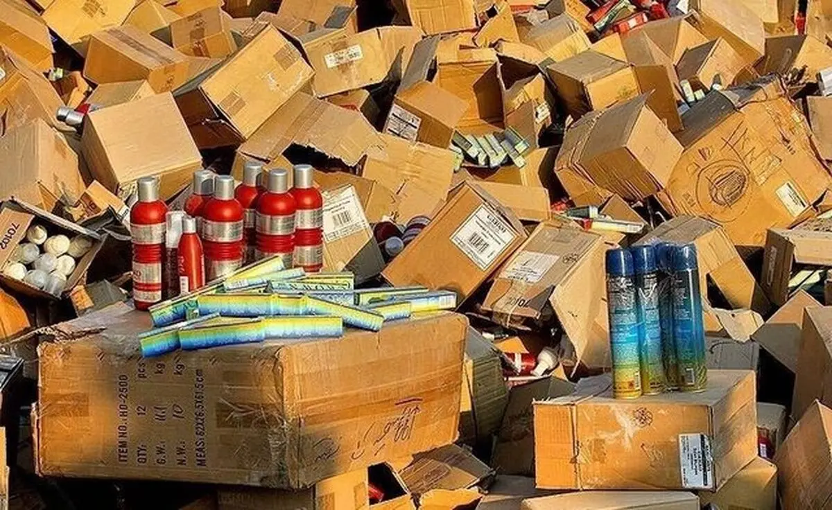 کشف دارو و اقلام آرایشی و بهداشتی غیرمجاز 
