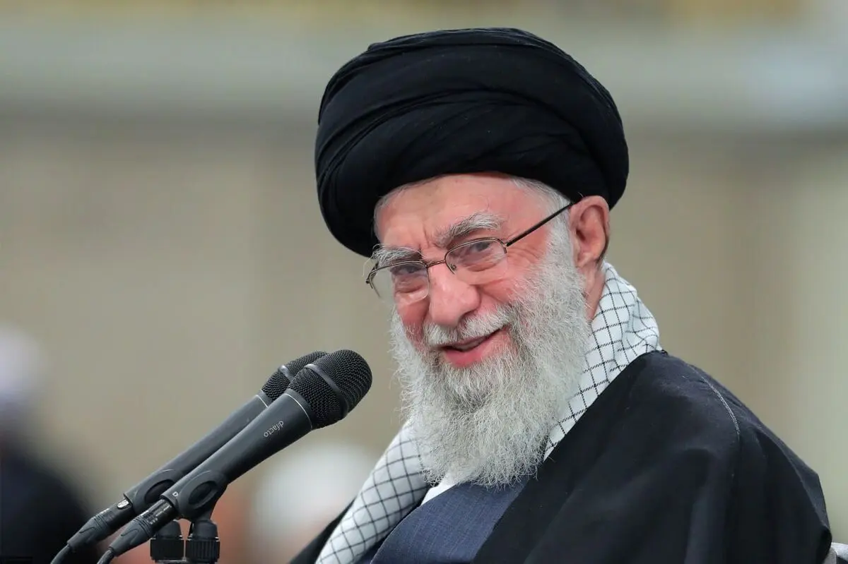 پیام حساب کاربری رهبر انقلاب به زبان عبری