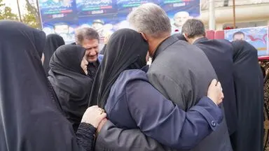 مراسم استقبال از شهدای خان طومان در فرودگاه مشهد