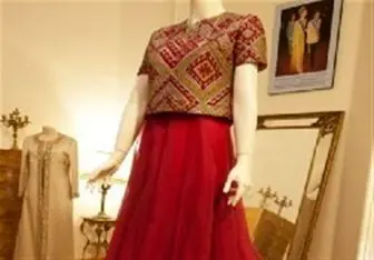 جزئیاتی از پوشاک معروف "رویال" مورد استفاده در جشنهای ۲۵۰۰ساله