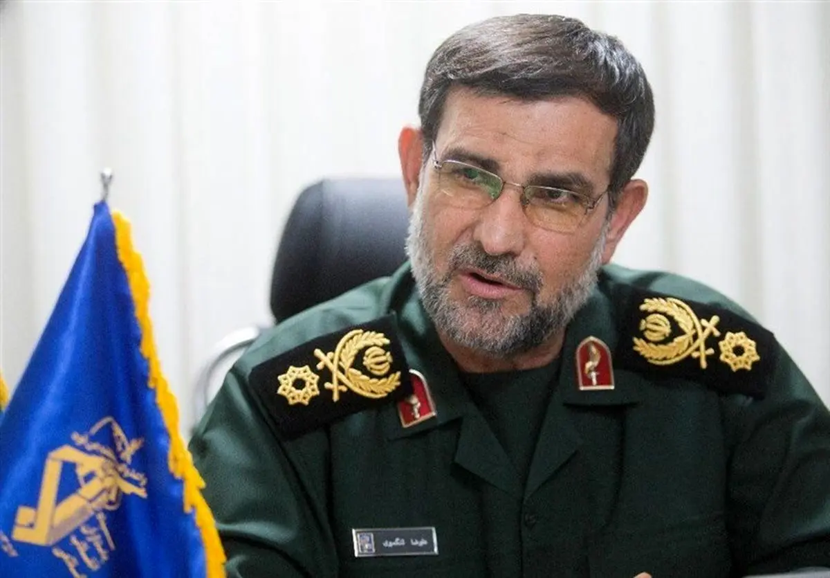 خط و نشان مقام سپاه؛ تنگه هرمز تا زمانیکه نفتمان را صادر میکنیم باز است