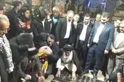  ادای احترام آیت‌الله خاتمی ‌به مقام شامخ ‌شهید سلیمانی + تصاویر 