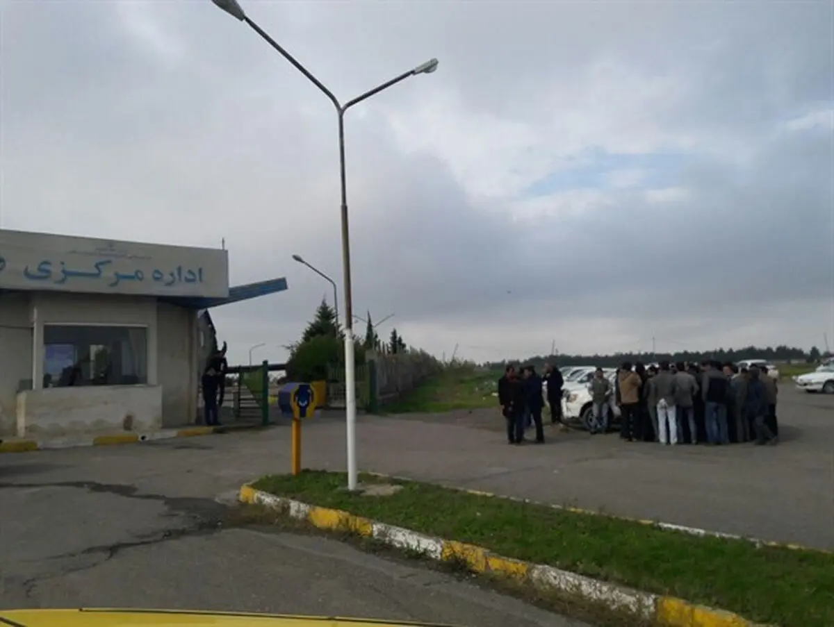 تجمع کارگران حفاظت کشت و صنعت مغان برای سومین روز متوالی