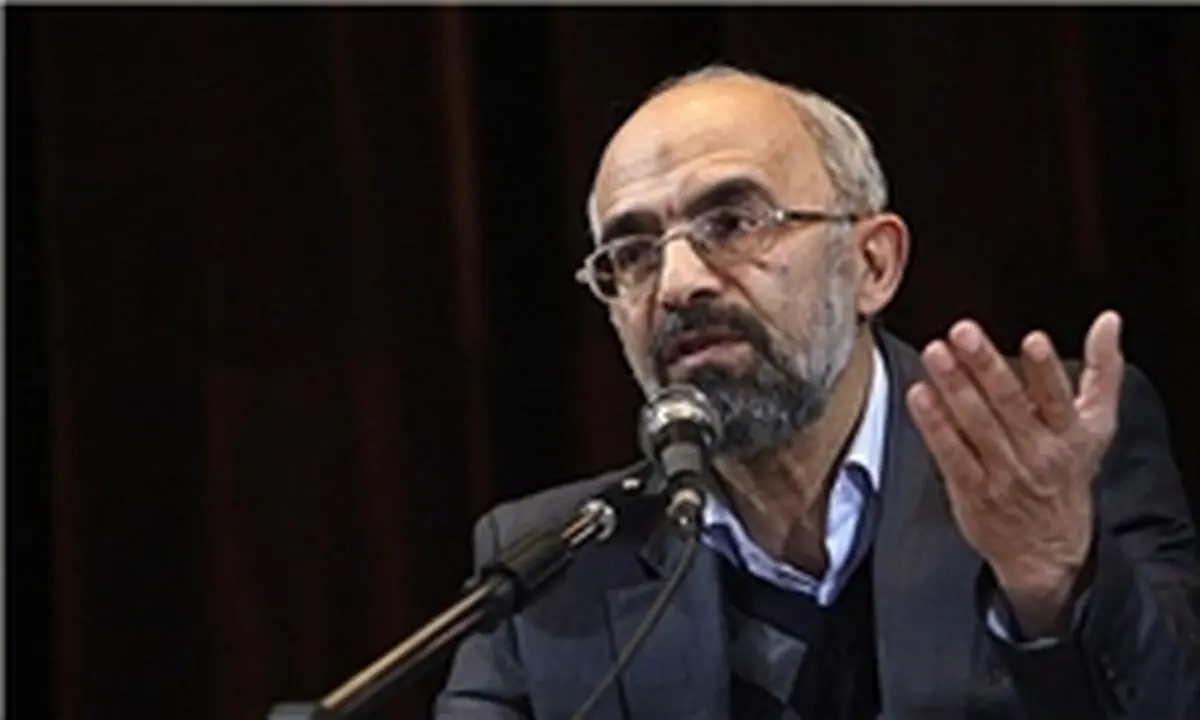 کسانی که با هدف بالا بردن هزینه حاکمیت در انتخابات آمده اند را به مردم معرفی کنید