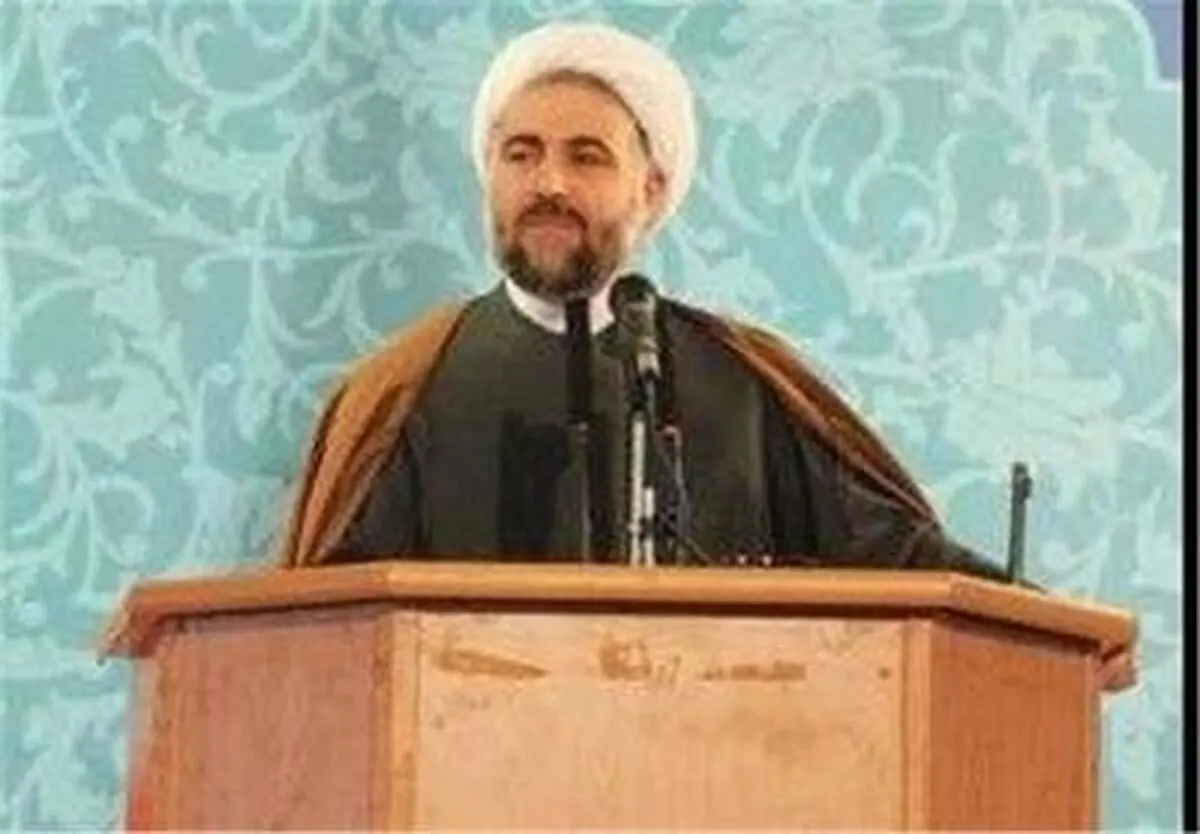 
تأکید امام جمعه موقت خرم‌آباد بر ازدواج آسان
