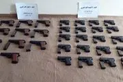 انهدام باند سازمان یافته قاچاق سلاح و مهمات در مرزهای غربی ایران

