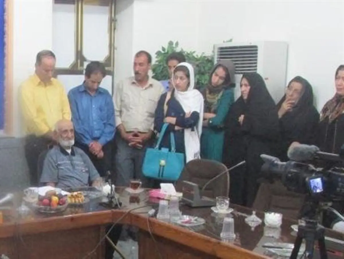 مرد اندیمشکی خانواده خود را پیدا کرد+تصاویر