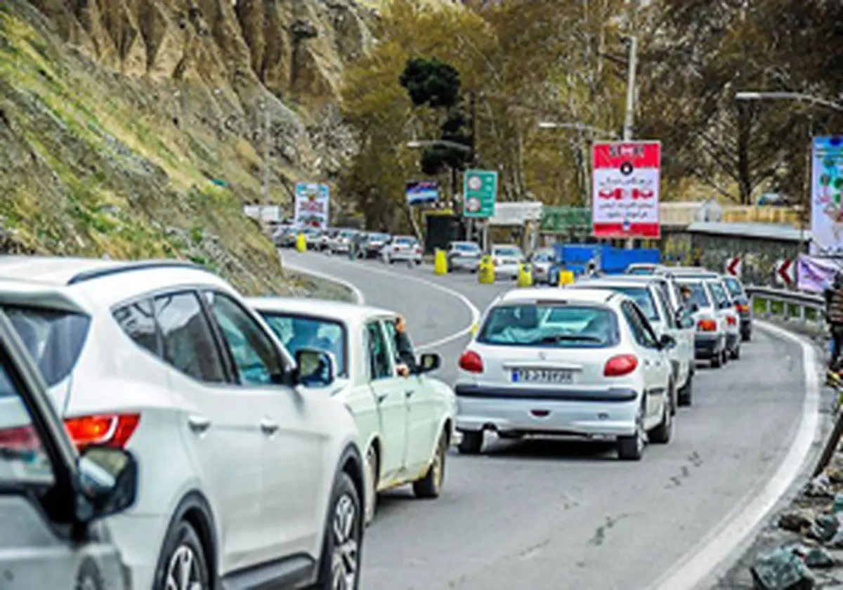 تردد روان در محورهای چالوس و هراز