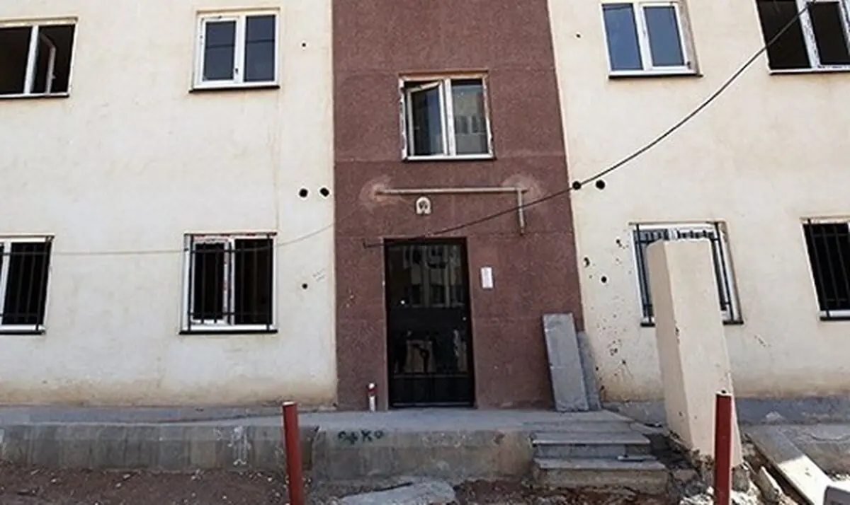 مرمت رایگان منازل خانواده های شهدا و ایثارگران
