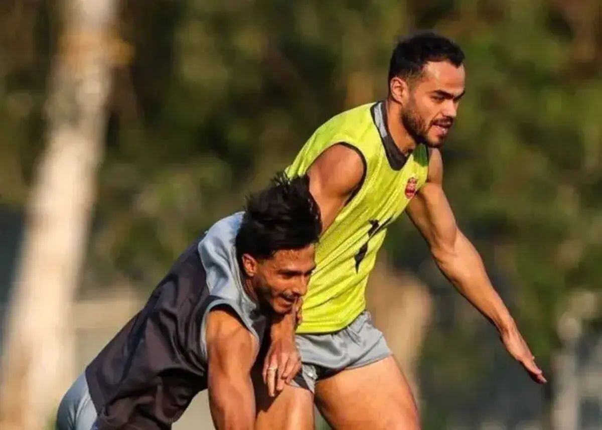 پرسپولیس نامه اوستون اورونوف را تکذیب کرد