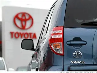 Toyota recalling ۷۶۰,۰۰۰ RAV۴s due to crash risk