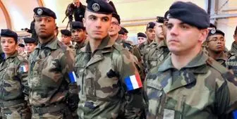 فرانسه قصد رفتن از عراق را ندارد