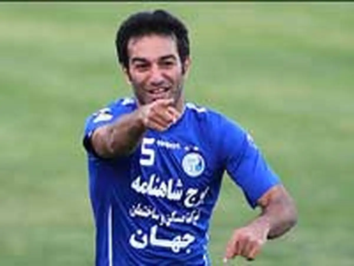 عمرانزاده پیشنهادی از پرسپولیس ندارد