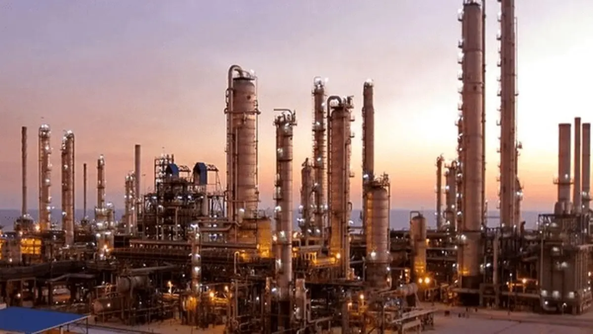 شمارش معکوس ۱۰ روزه برای تعلیق ۷۰۰ پالایشگاه جهان