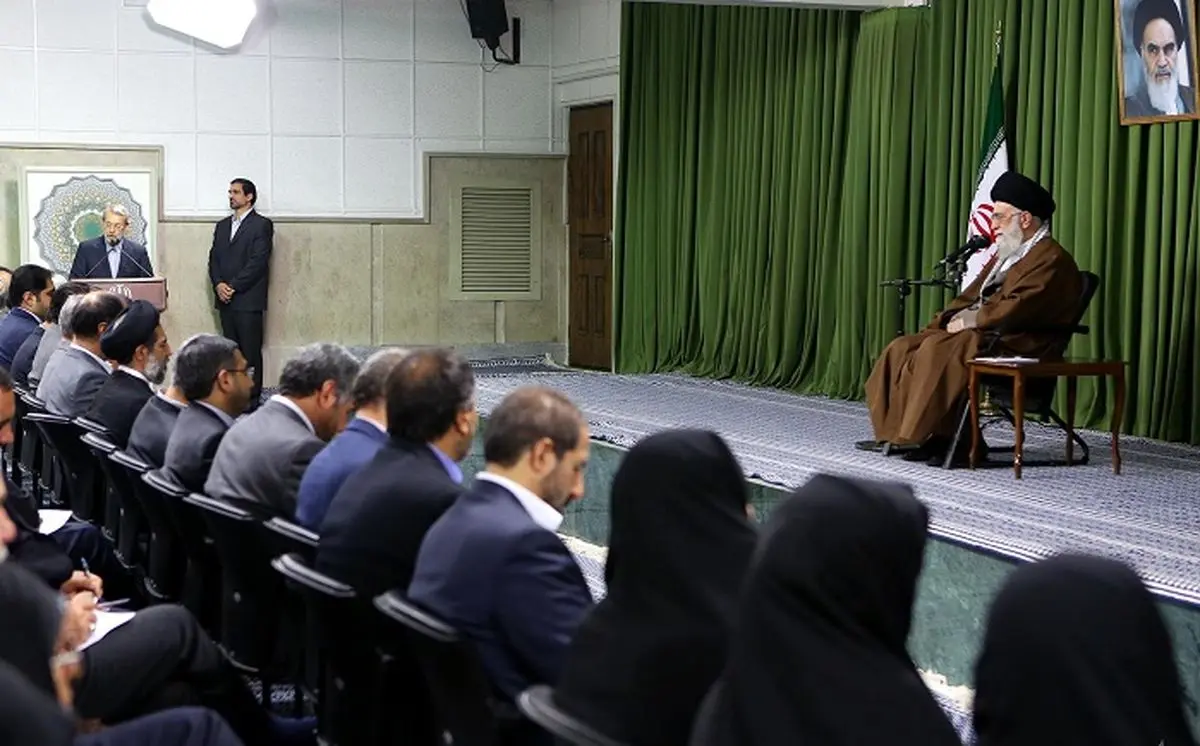 رهبر انقلاب: نباید در مقابل تهدیدهای آمریکاییها ساکت ماند/نماینده در صورت پاکیزگی، زبانش باز خواهد بود
