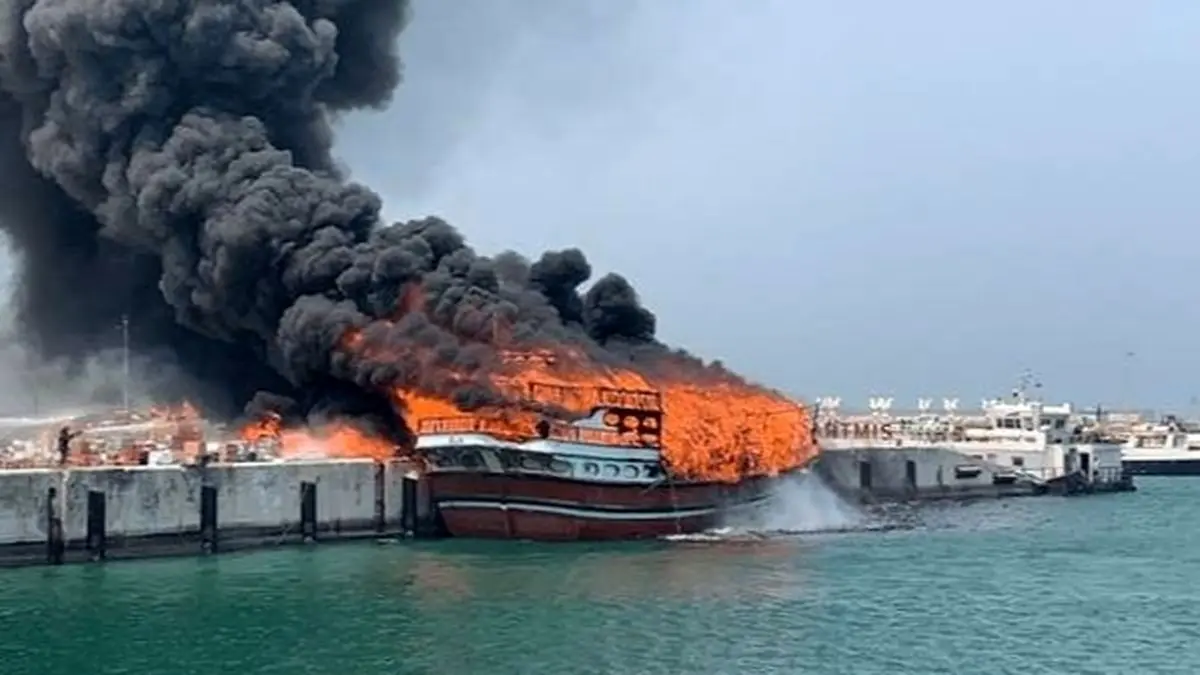 حمله وحشیانه صهیونی آمریکایی به اسکله تجاری بندرلنگه 