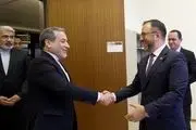 پیام وزیر خارجه ونزوئلا خطاب به عراقچی