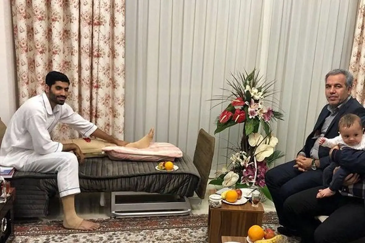 عیادت سرپرست جدید پرسپولیس از مدافع مصدوم سرخپوشان