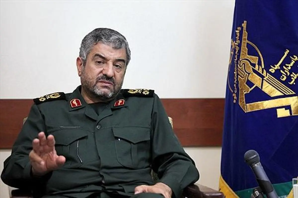 تحلیلگر آمریکایی گفت ایران، آمریکا را مثل ببر کاغذی می داند