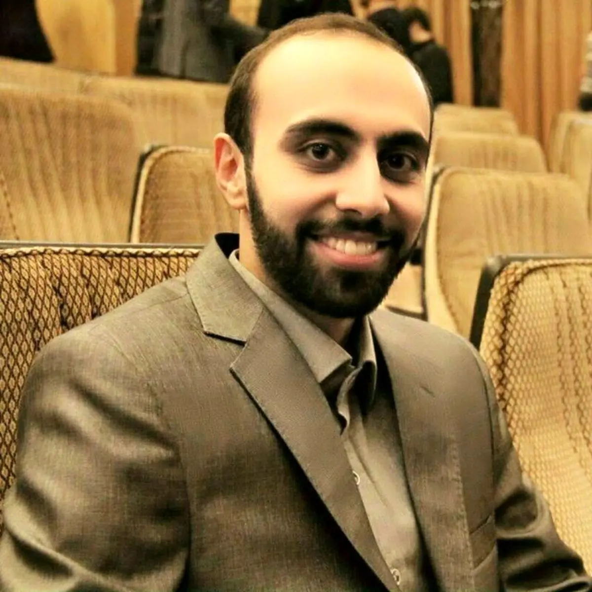حیران در بحران