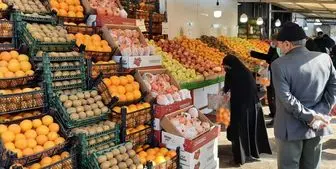اعلام قیمت میوه شب عید/  پرتقال 9 هزار تومان و سیب قرمز 11 هزار تومان 