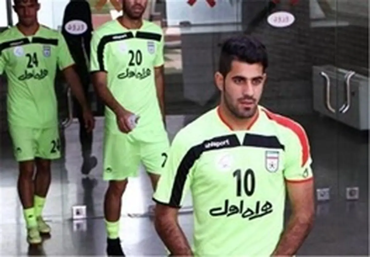 پنالتی کاوه را نمی گیرند و آنوقت علیه ما پنالتی می گیرند!