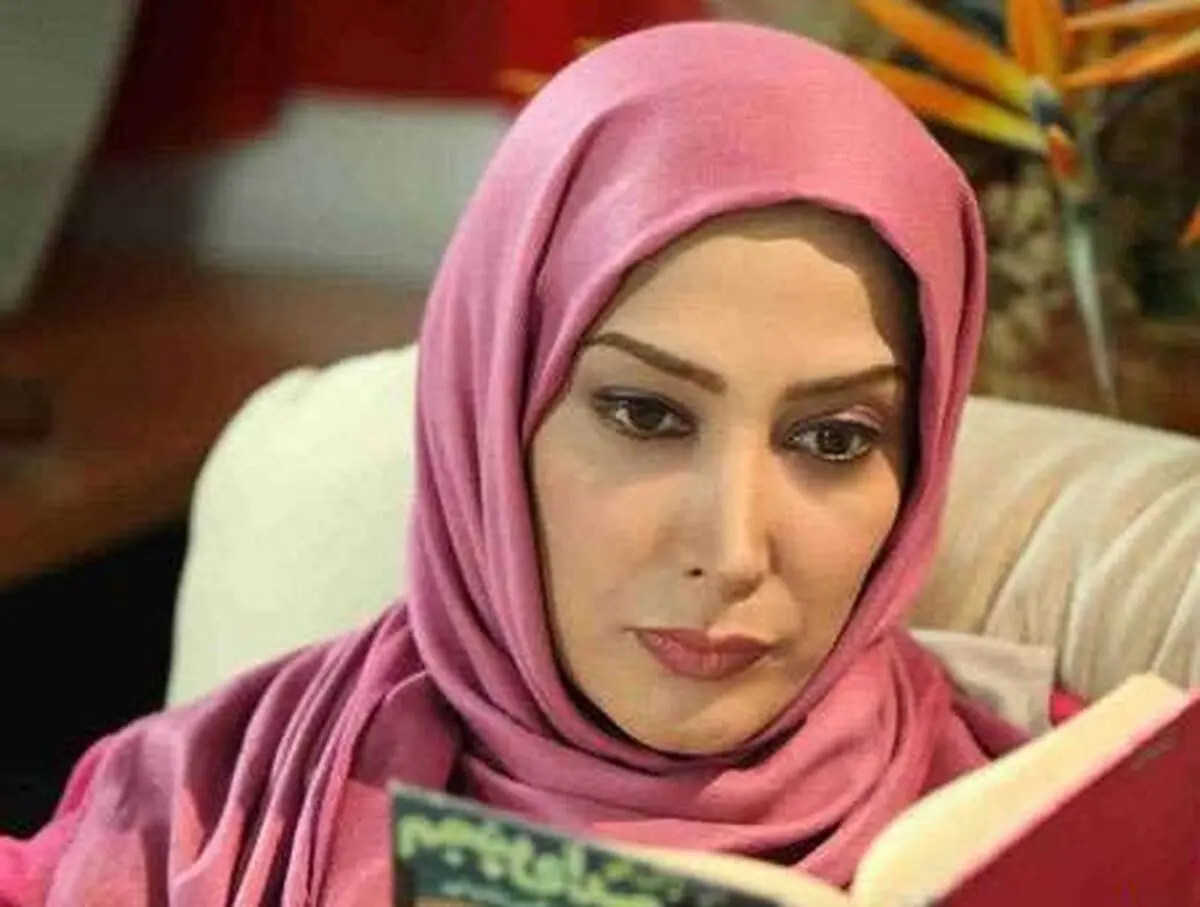 خانم بازیگر در لباس پلیس+عکس