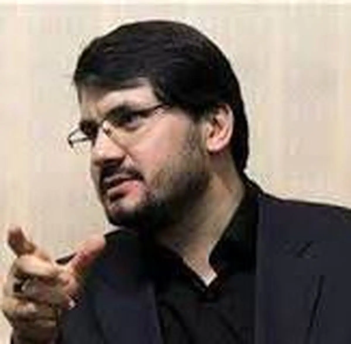 می خواهیم زنگنه را استیضاح کنیم اما رفقایش نمیگذارند