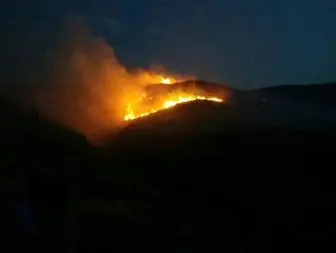 آتش در مراتع شهرستان کوثر دوباره زبانه کشید