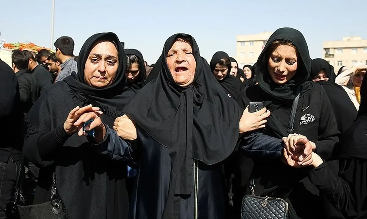 همه داراییهاو دلدادگی های یک مادر شهید/عکس