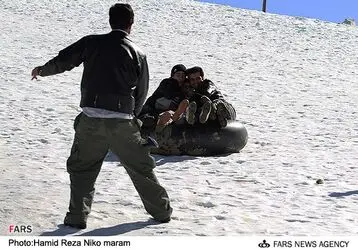 n00193723-r-b-002