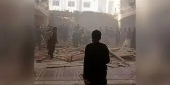انفجار مرگبار در مسجد پیشاور پاکستان با 28 کشته