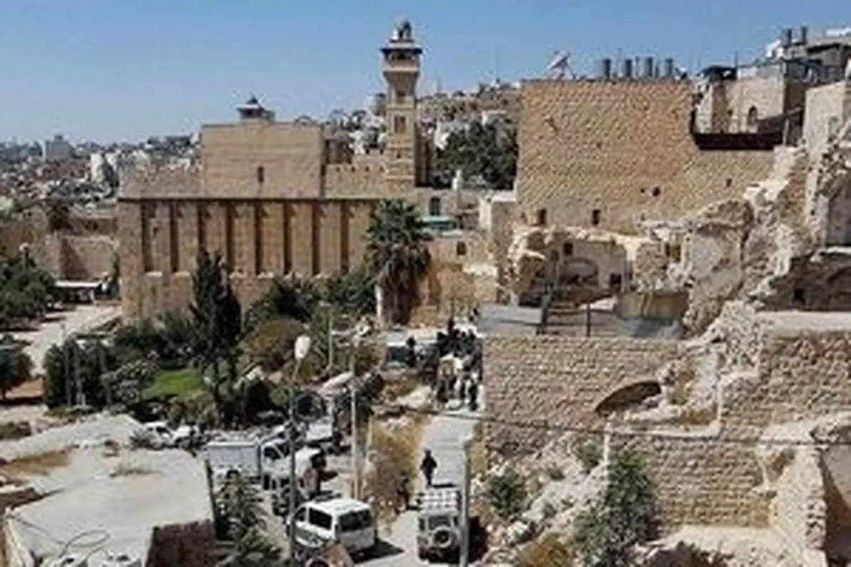 
تصمیم رژیم صهیونیستی به بستن مسجد ابراهیمی
