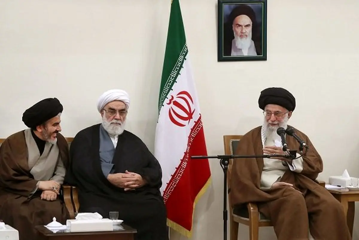 امام خامنهای: انگیزههای قوی برای فراموشی یاد شهدا وجود دارد