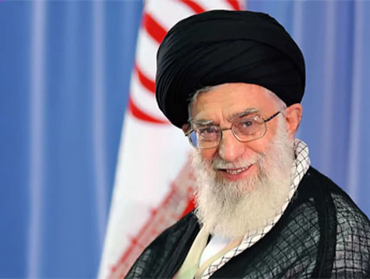لزوم تحقق متوسط رشد اقتصادی ۸ درصد / تدوین راهبرد ملی مبارزه با فساد / افزایش توان دفاعی در تراز قدرت منطقهای