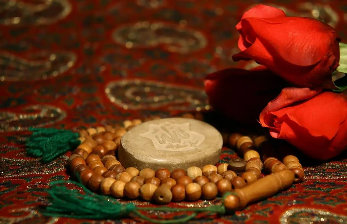 سجده بر مهر چرک دار و سیاه چه حکمی دارد؟