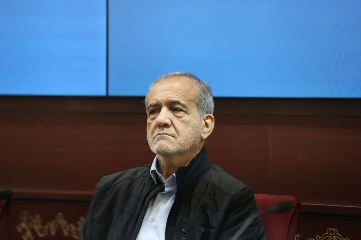 پزشکیان به وزارت ورزش و جوانان رفت
