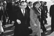 خاندان پهلوی از هر ایرانی حداقل ۱۰۰۰ دلار دزدیدند!