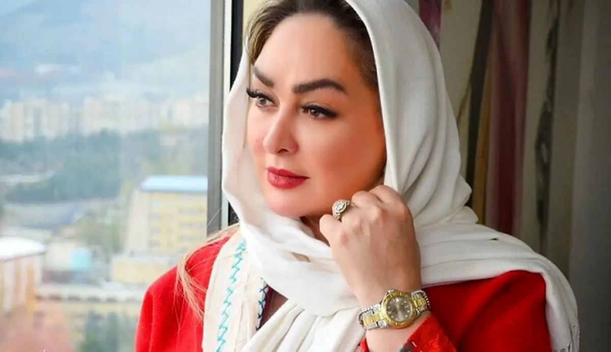 عکس لب ساحلی الهام حمیدی با تیپی متفاوت