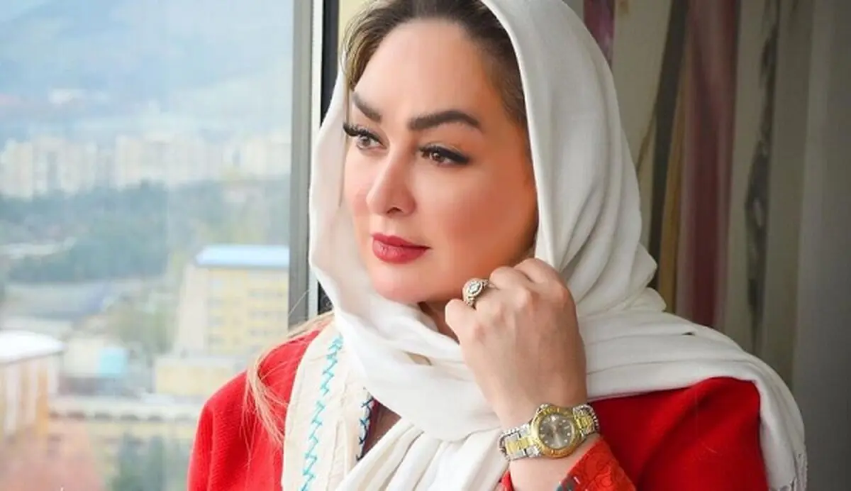 عکس لب ساحلی الهام حمیدی با تیپی متفاوت