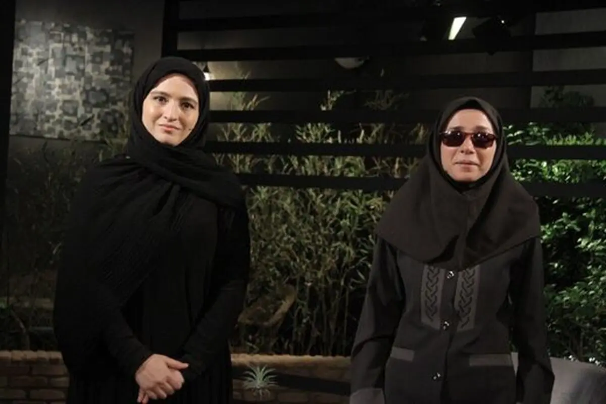 گلاره عباسی میزبان بیمار پروانه‌ای در «مکث»
