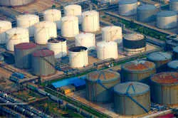 صادرات نفت آمریکا به زودی از عربستان پیشی می‌گیرد