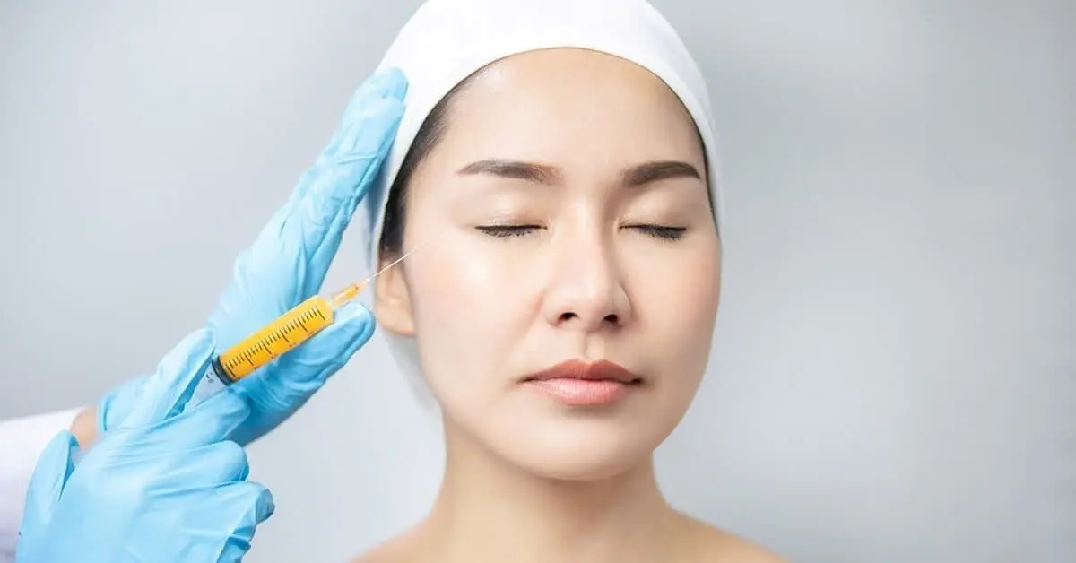 سن مناسب تزریق چربی چند سال است ؟

