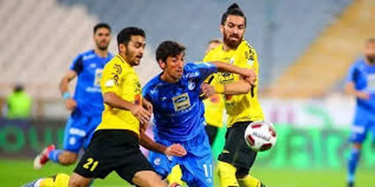 بازی سپاهان و استقلال برگزار می شود
