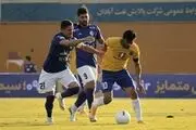 حرکت خنده دار ناظر بازی نفت آبادان و استقلال+ عکس