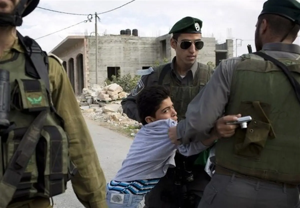 حبس ۳۰۰ کودک فلسطینی در زندانهای رژیم صهیونیستی