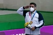 خدمت مرد طلایی المپیک به زائران امام حسین در کربلا+ عکس